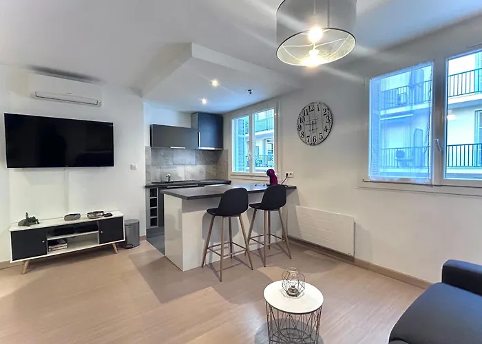 Climatise Au Coeur D - A Pied Des Plages Et Du Centre *